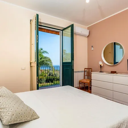 Vila Vittoria - Santa Tecla *