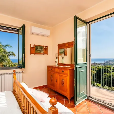 Vila Vittoria - Santa Tecla