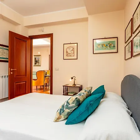 Vittoria - Santa Tecla Vila Acireale