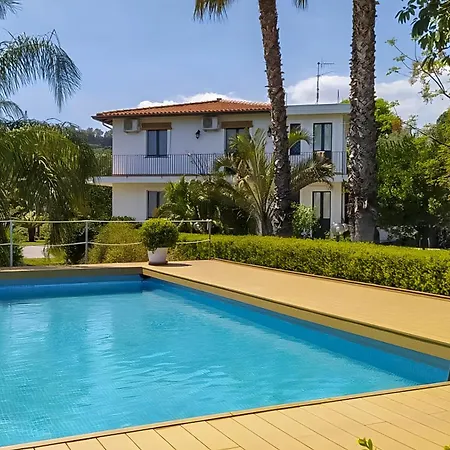 Vittoria - Santa Tecla Villa Acireale