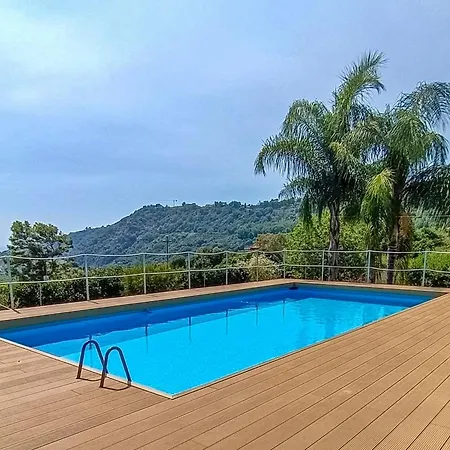 Villa Vittoria - Santa Tecla *
